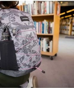 Dakine Wonder Rugzak Unisex -Parker Shop 550x370 2