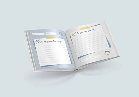 Maan Amsterdam Uitsprakenboek - Blauw - Invulboek Voor De Leukste En Grappigste Uitspraken Van Kinderen - 15 X 15 Cm 2 Maan Amsterdam Uitsprakenboek - Blauw - Invulboek Voor De Leukste En Grappigste Uitspraken Van Kinderen - 15 X 15 Cm - Afbeelding 2