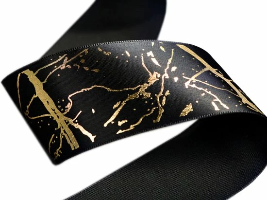 Merkloos Kerst Lint 22mm (2,2cm) | Luxe Satijnlint | Stijlvol Kerstlint Goudfolie | Marmer Look | Marmer Print | Zwart Goud Glitter | Cadeaulint | Decoratielint | Rol: 10 Meter 1 Merkloos Kerst Lint 22mm (2,2cm) | Luxe Satijnlint | Stijlvol Kerstlint Goudfolie | Marmer Look | Marmer Print | Zwart Goud Glitter | Cadeaulint | Decoratielint | Rol: 10 Meter