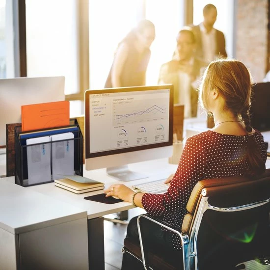 Relaxdays Brievenbak Metaal - Postvak 3 Vakken - Tijdschriftenhouder - Gaas - Briefhouder - Zwart 4 Relaxdays Brievenbak Metaal - Postvak 3 Vakken - Tijdschriftenhouder - Gaas - Briefhouder - Zwart - Afbeelding 4